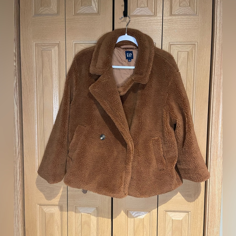 GAP Women's Tan Teddy Jacket